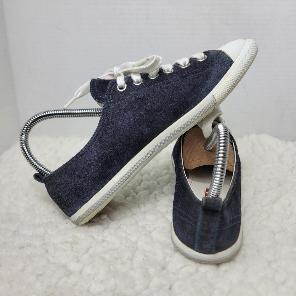 Prada Milano Women’s EU 36.5 Navy Suede Low Top Sneakers White Rubber Toe Italy - Picture 7 of 12